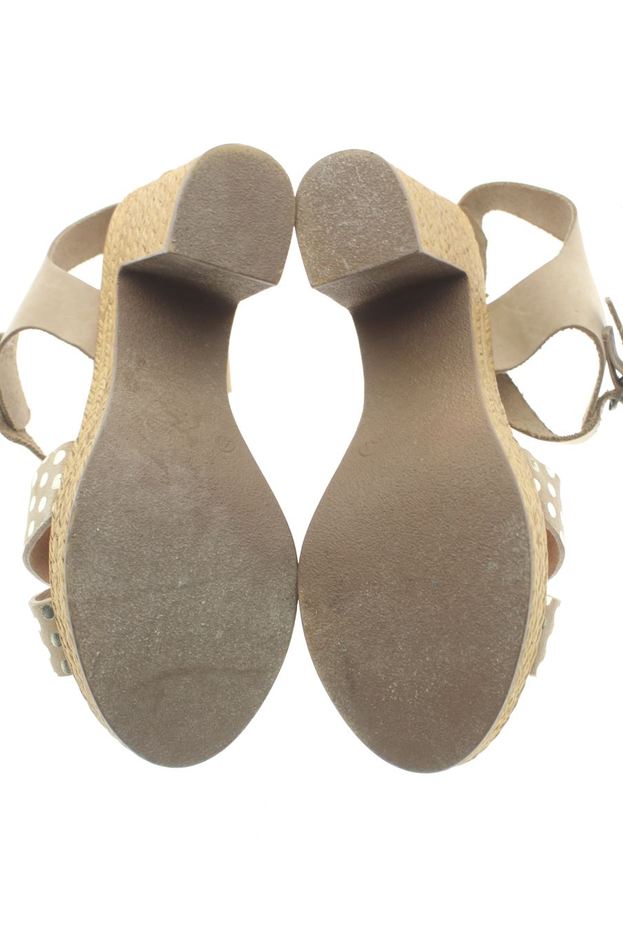 Sandalias tacon de Chika10 de la talla 41, de color marrón de
