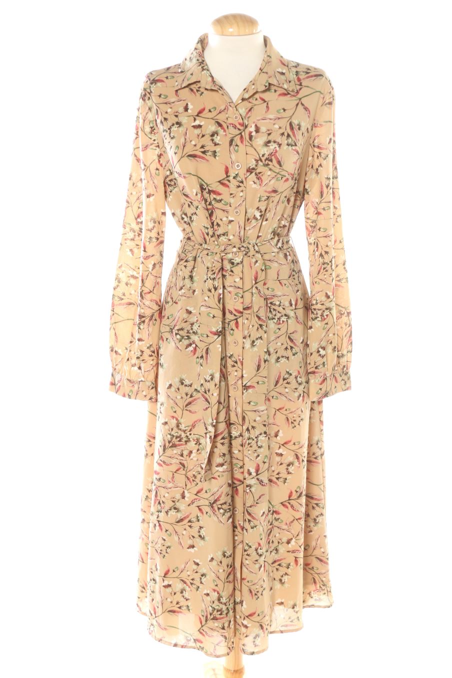 Robe casual Teria Yabar de la taille M, de couleur fleurs