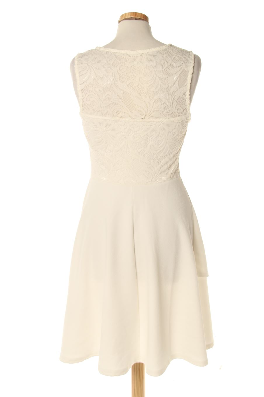 Einfaches Kleid von BODYFLIRT Größe 36, Farbe Weiss, für