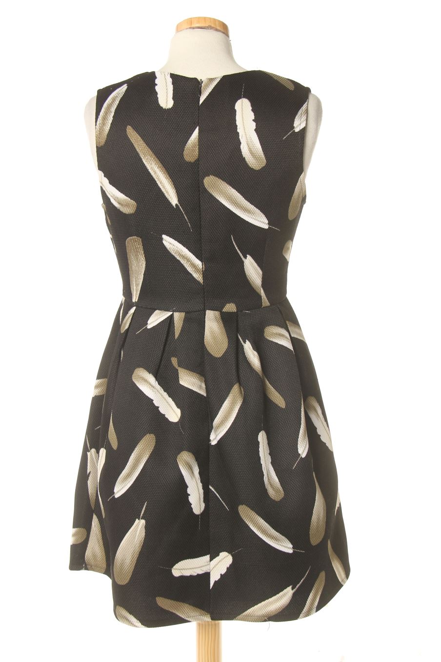 Robe casual Molly Bracken de la taille S, de couleur noir