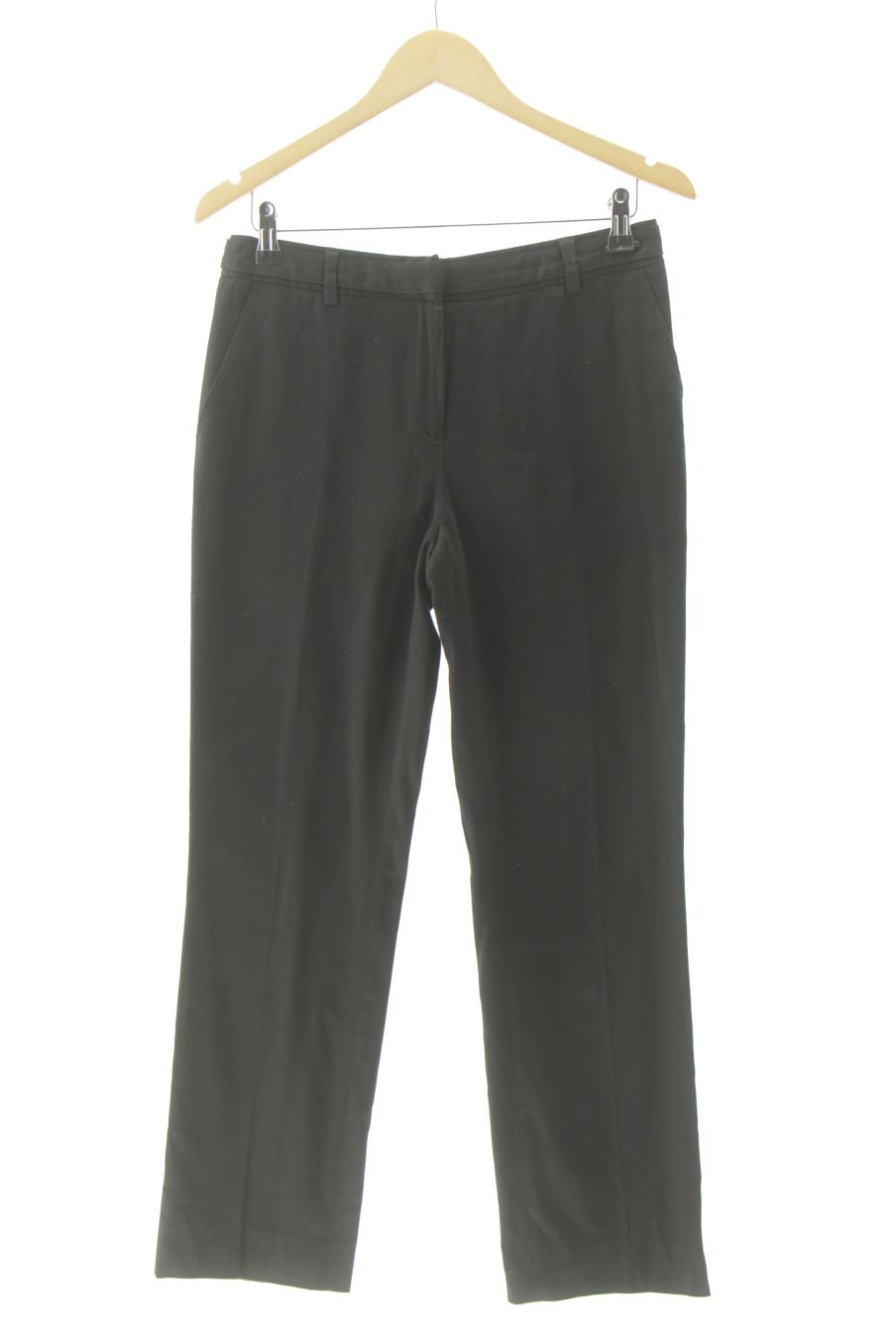 Pantalón de Yera de la talla 40, de color negro