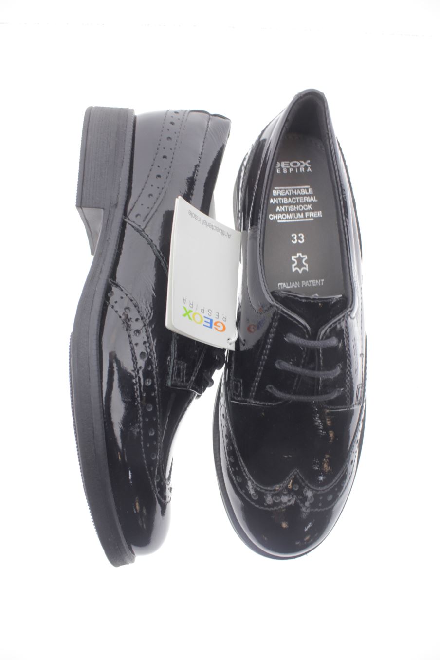 Zapatos de Geox de la talla 33 con etiqueta
