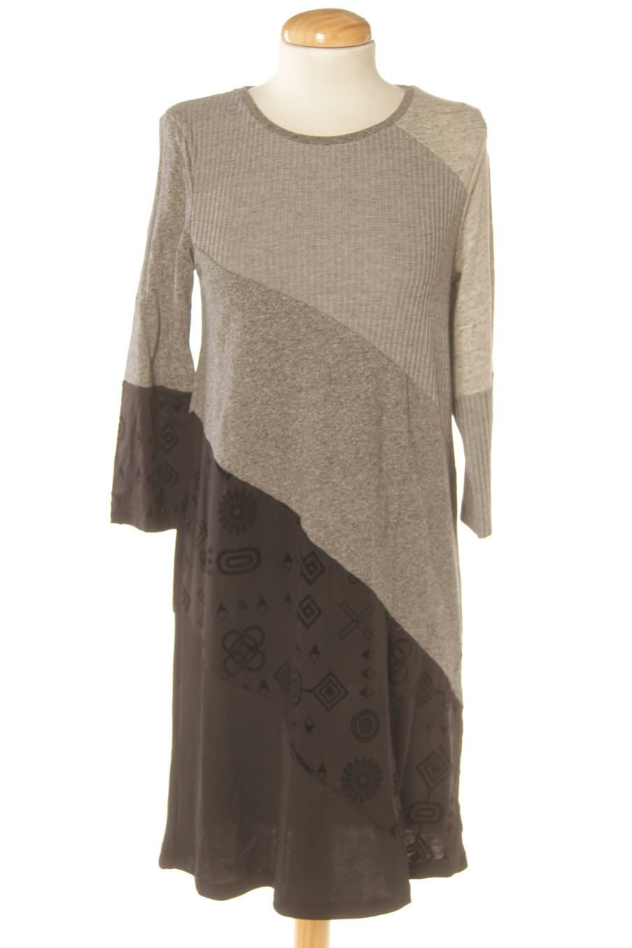Robe casual Desigual de la taille S, de couleur imprimés