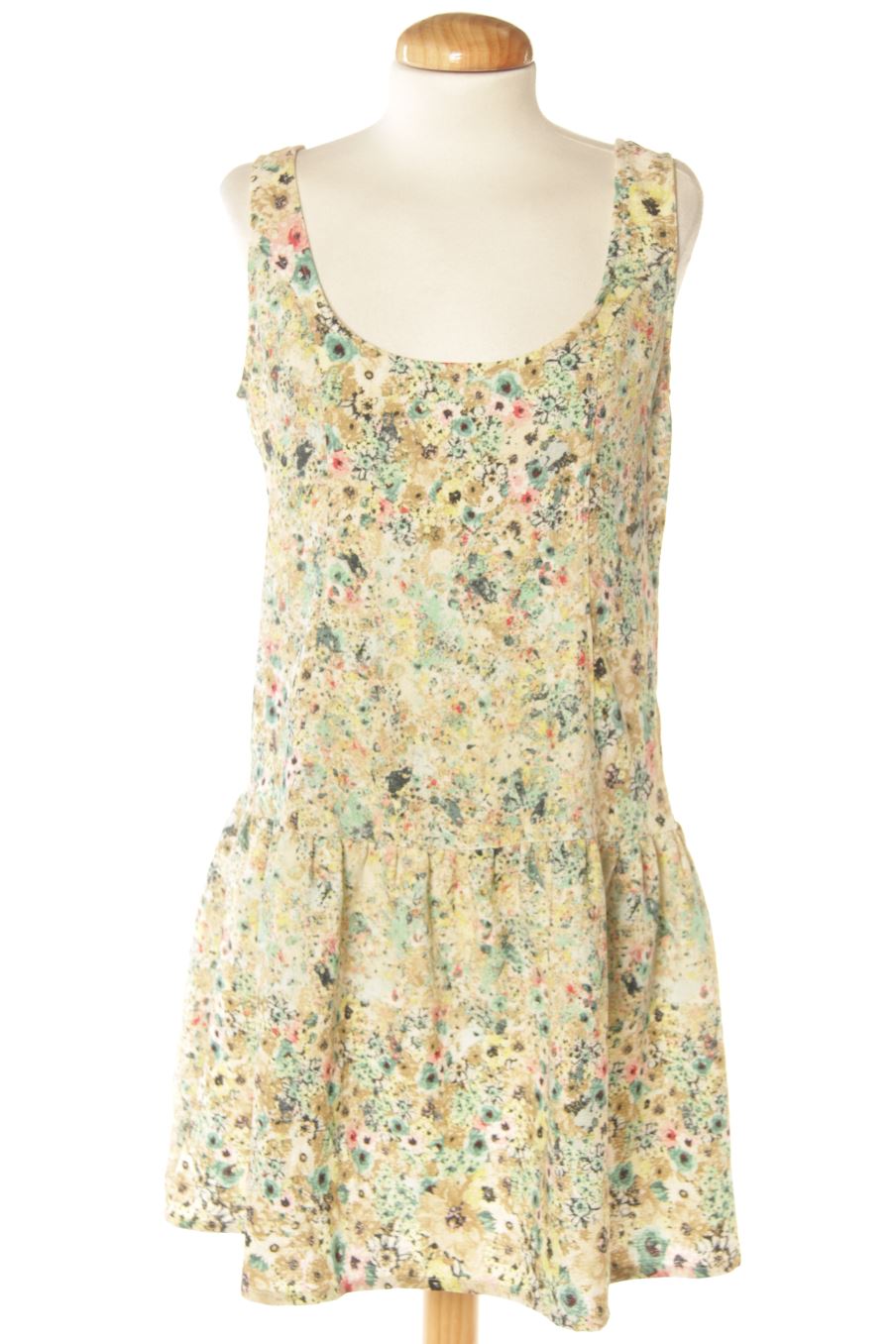 Robe casual Pull & Bear de la taille M, de couleur fleurs