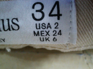 Vaquero de Stradivarius de la talla 34, de color beige de ropa vaquera