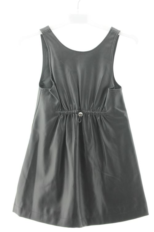 Aufwändiges Kleid