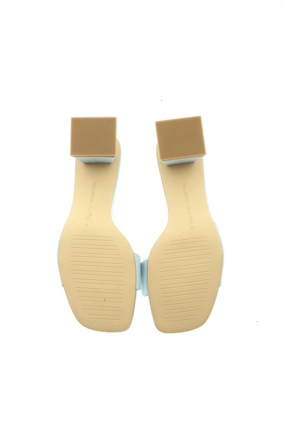 Sandalias tacon de Pull & Bear de la talla 35, de color azul de