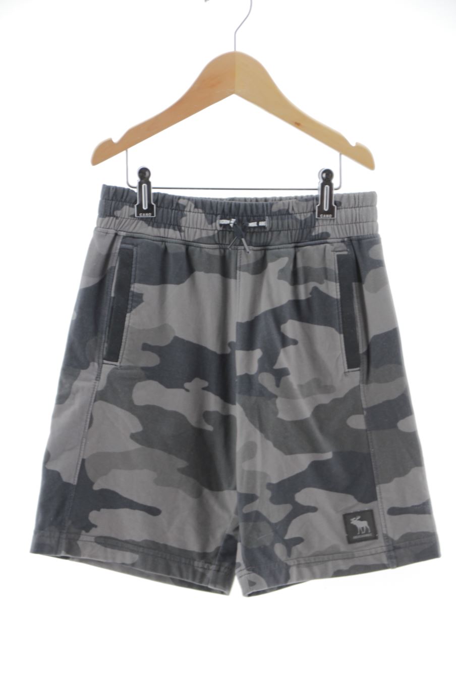 Short Abercrombie & Fitch de la taille 7 ans de seconde main