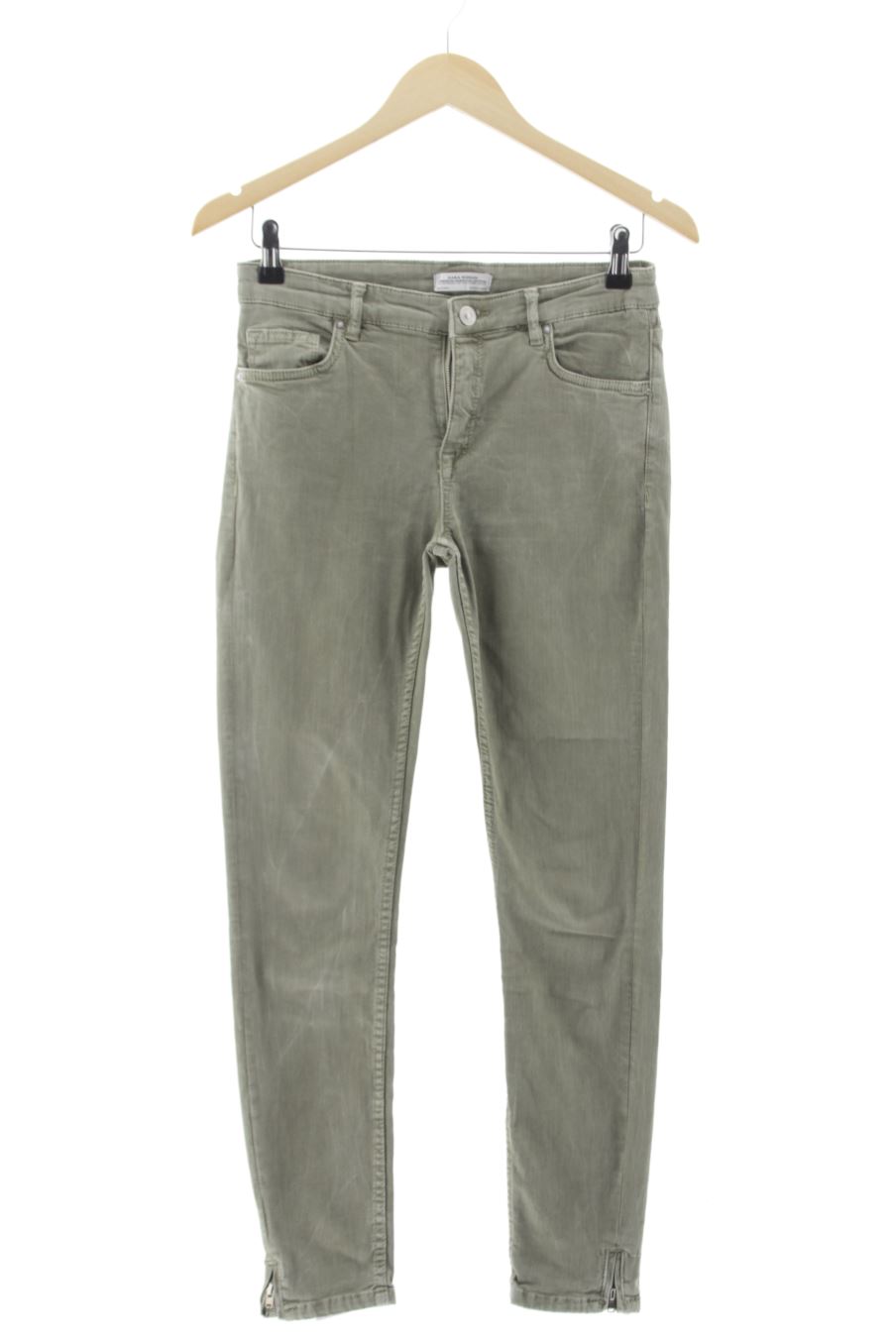 Jeans Zara de la taille 36, de couleur vert de denim