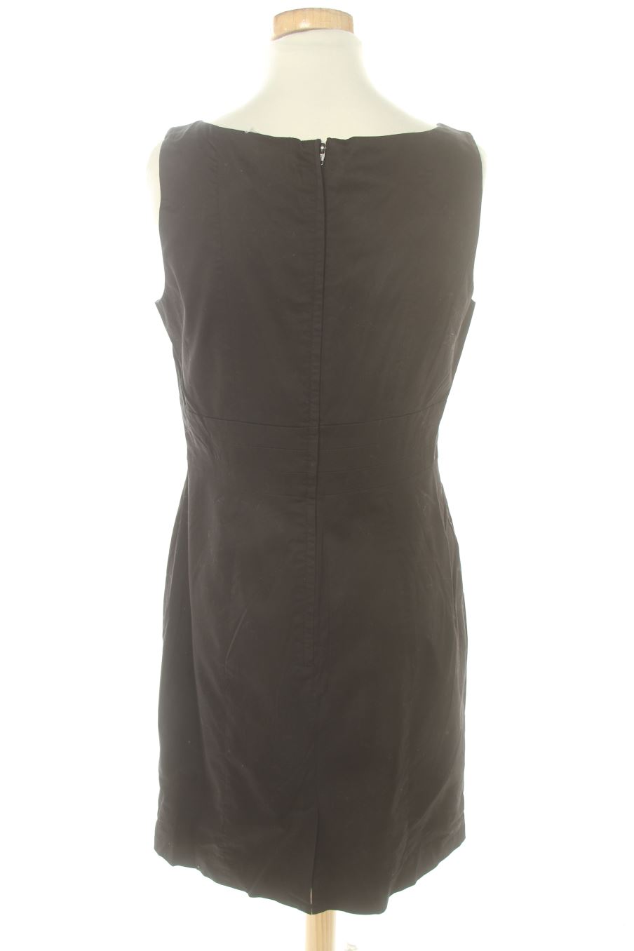 Robe casual H&M de la taille M, de couleur noir