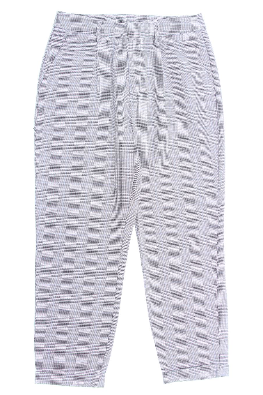 Pantalones de Stradivarius de la talla 38, de color cuadros