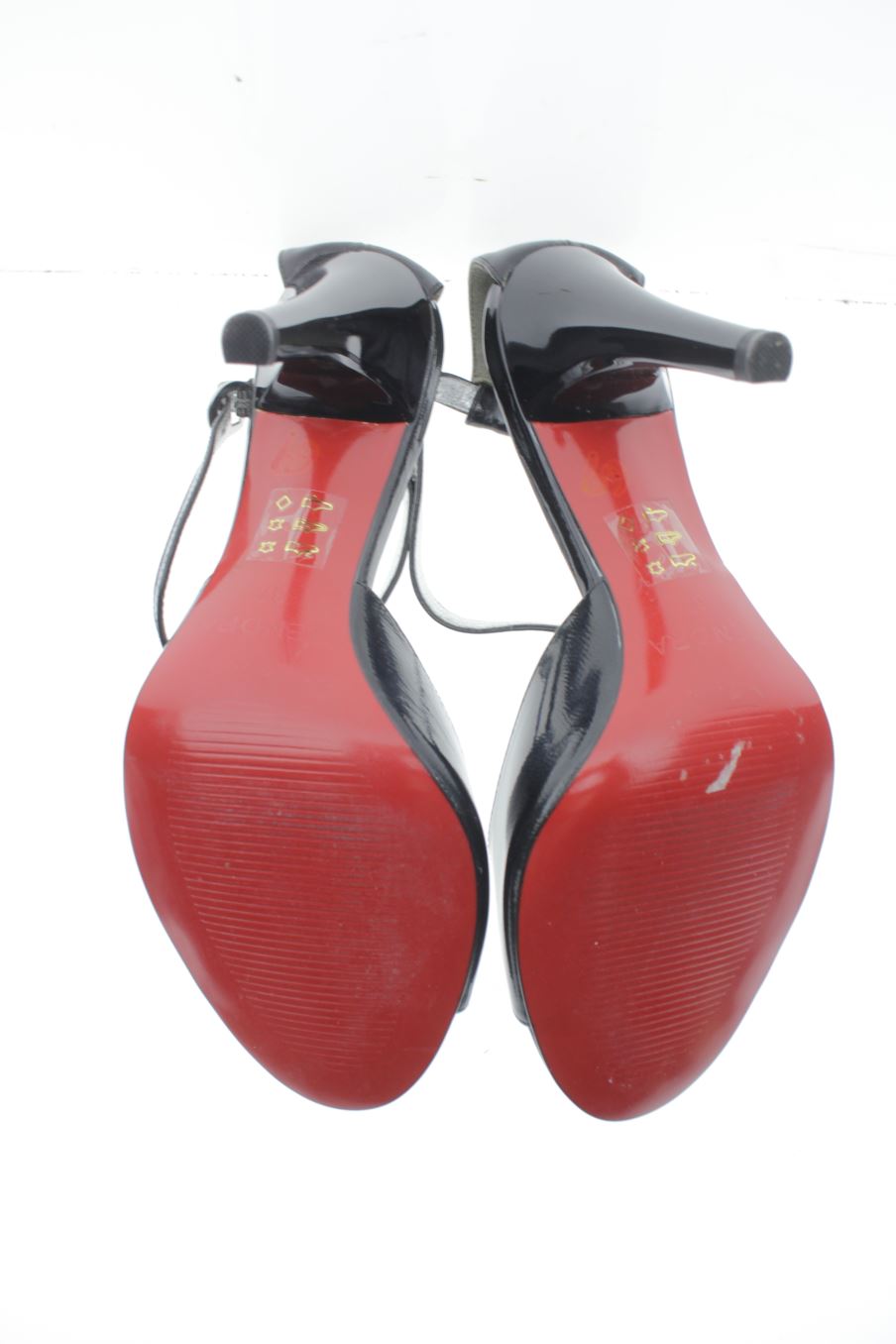 Sandalias tacon de Zendra de la talla 37, de color negro de
