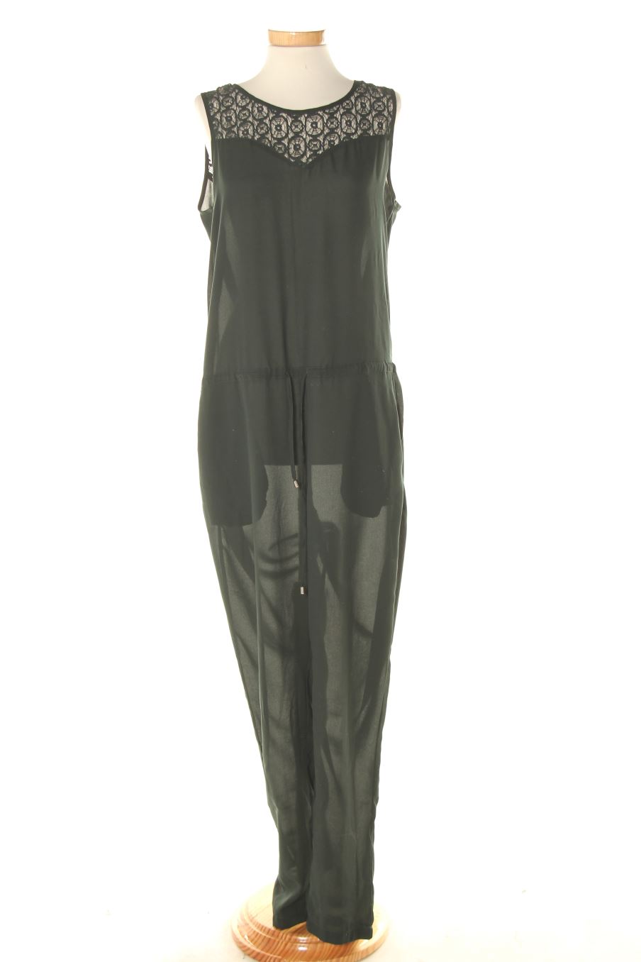 Combinaison Only de la taille 40, de couleur vert