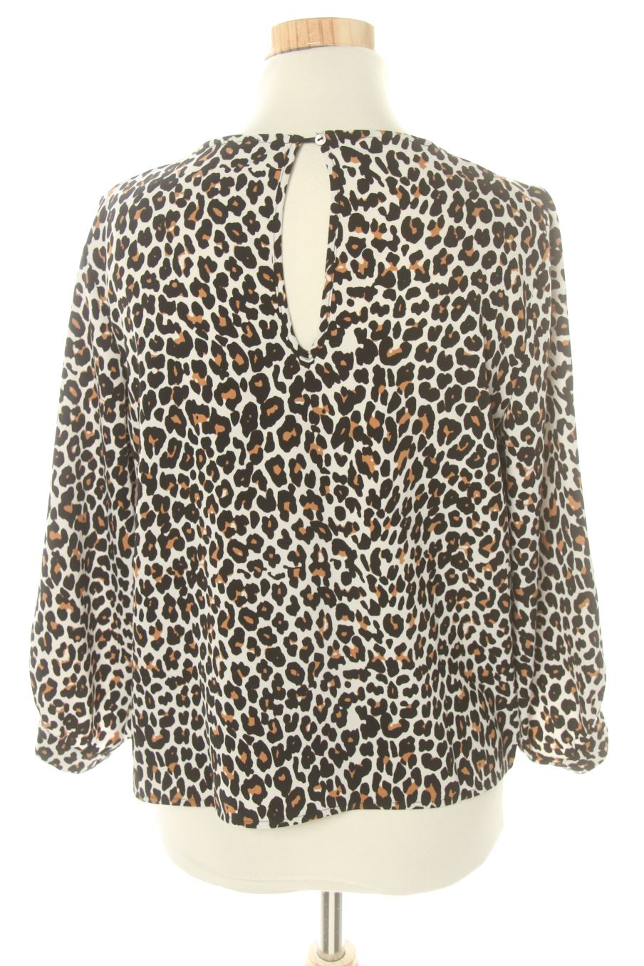 Blusa de manga larga de Sfera de la talla M, de color animal print
