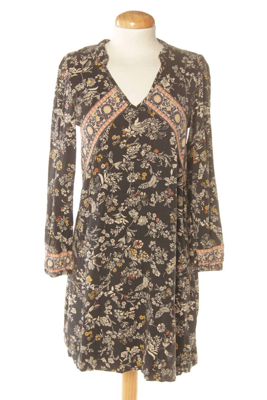 Robe casual Little Miss Captain de la taille S, de couleur fleurs