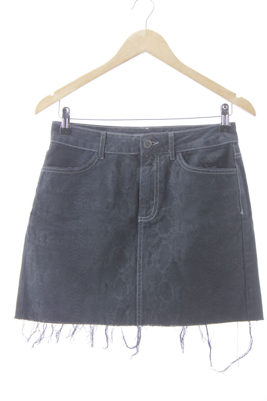 Jupe Zara de la taille S, de couleur noir de denim