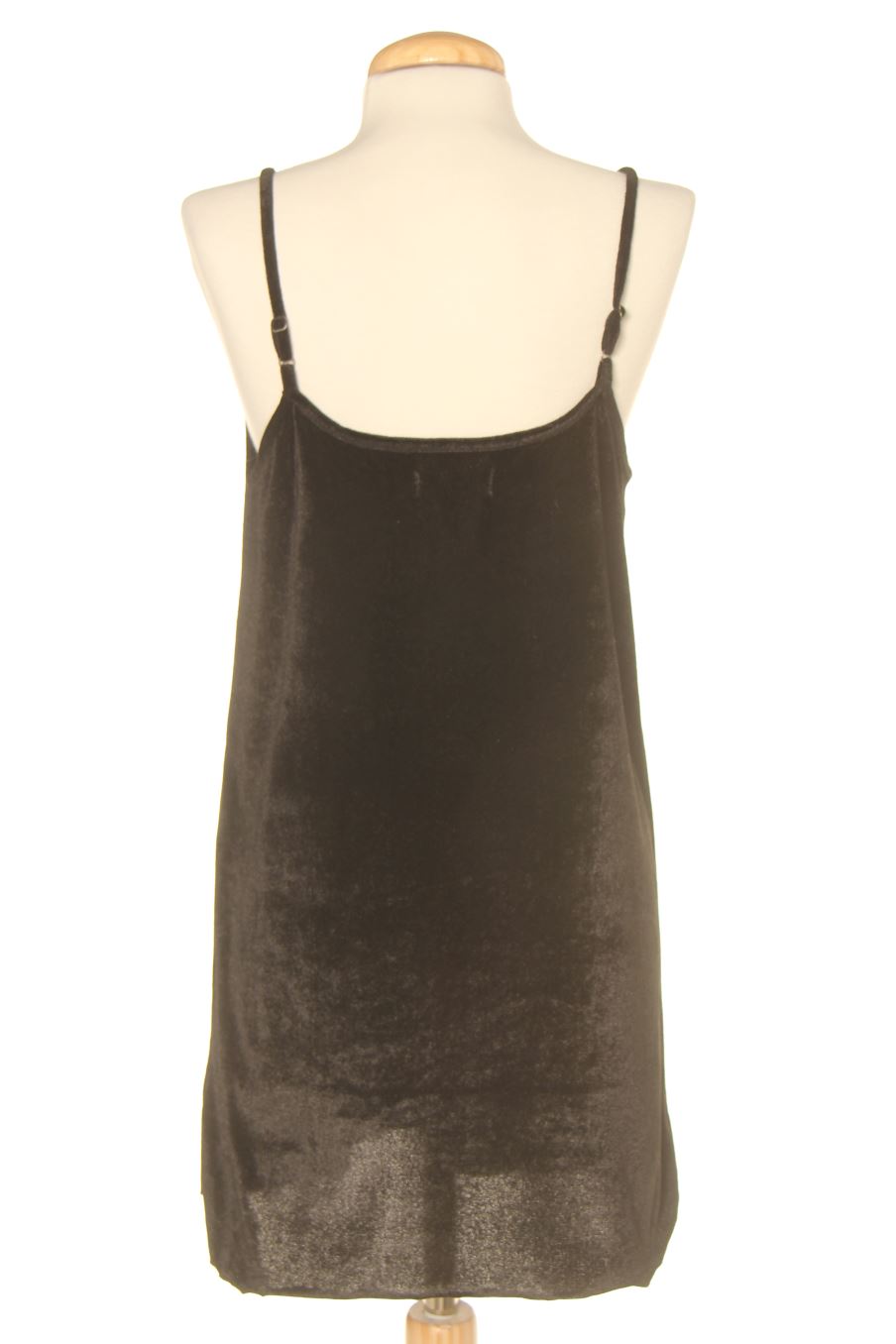 Einfaches Kleid von Brownie Größe XS, Farbe Schwarz, aus Samt für