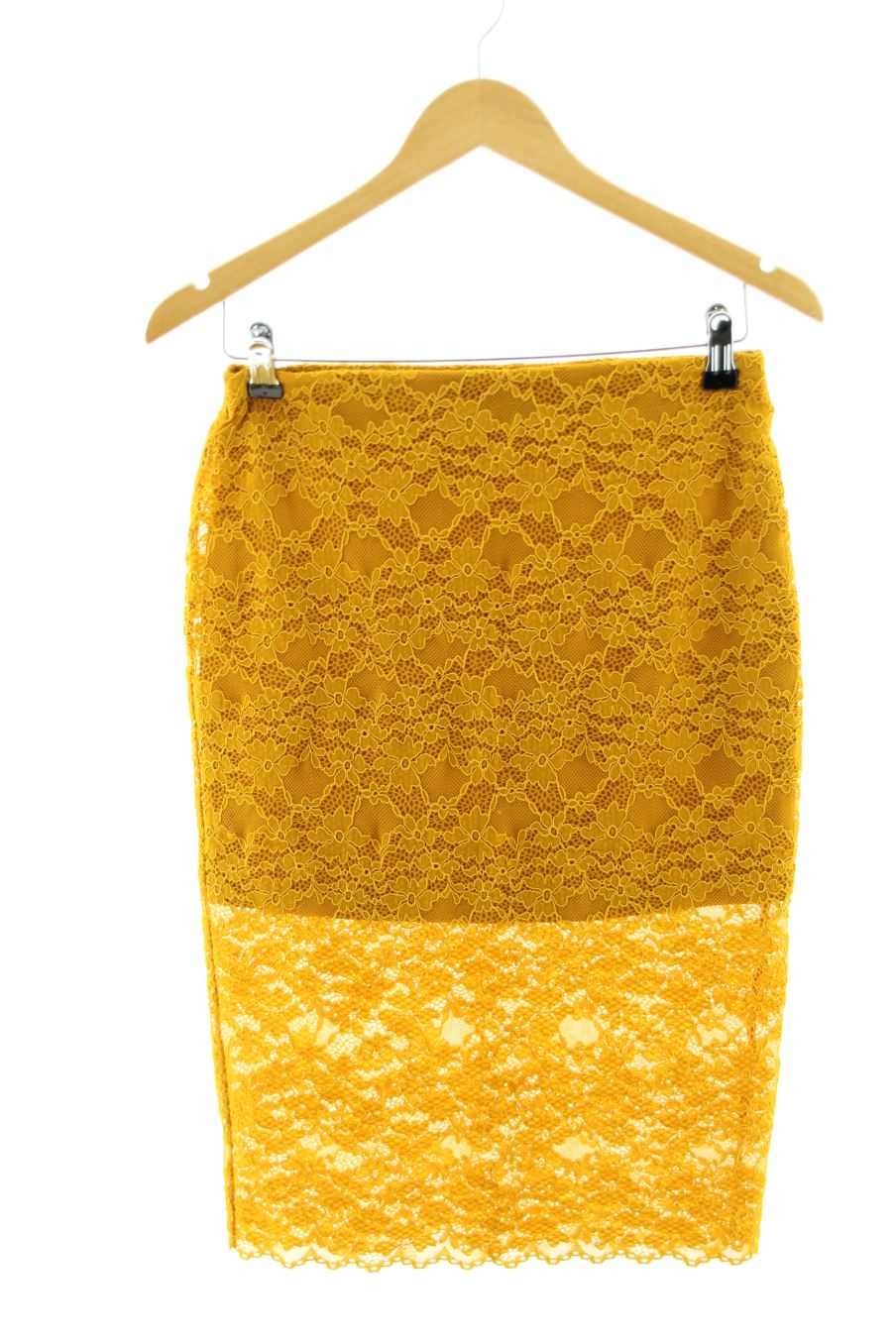 Jupe Trf (ZARA) de la taille S, de couleur moutarde