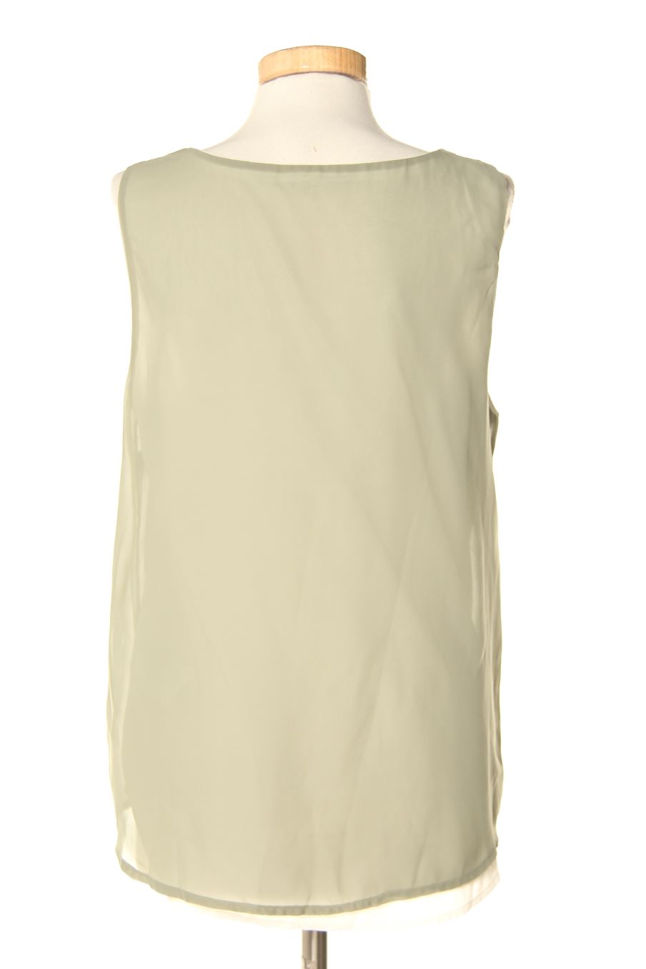 Top Street one de la taille 38, de couleur vert