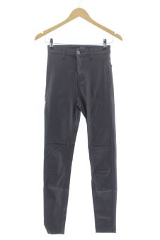 Jeans 36 Stradivarius, photo 1 sur 2