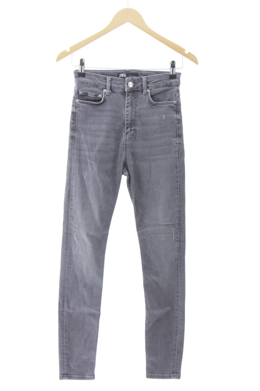 Jeans Zara de la taille 36, de couleur gris de denim