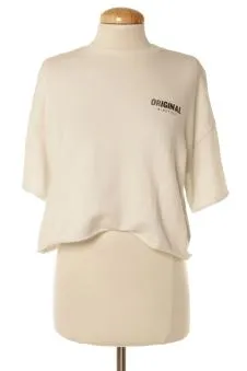 T-shirt XS Bershka, photo 1 sur 2