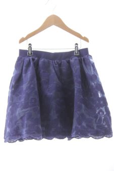 Aufwändiger Rock 134 Freestyle