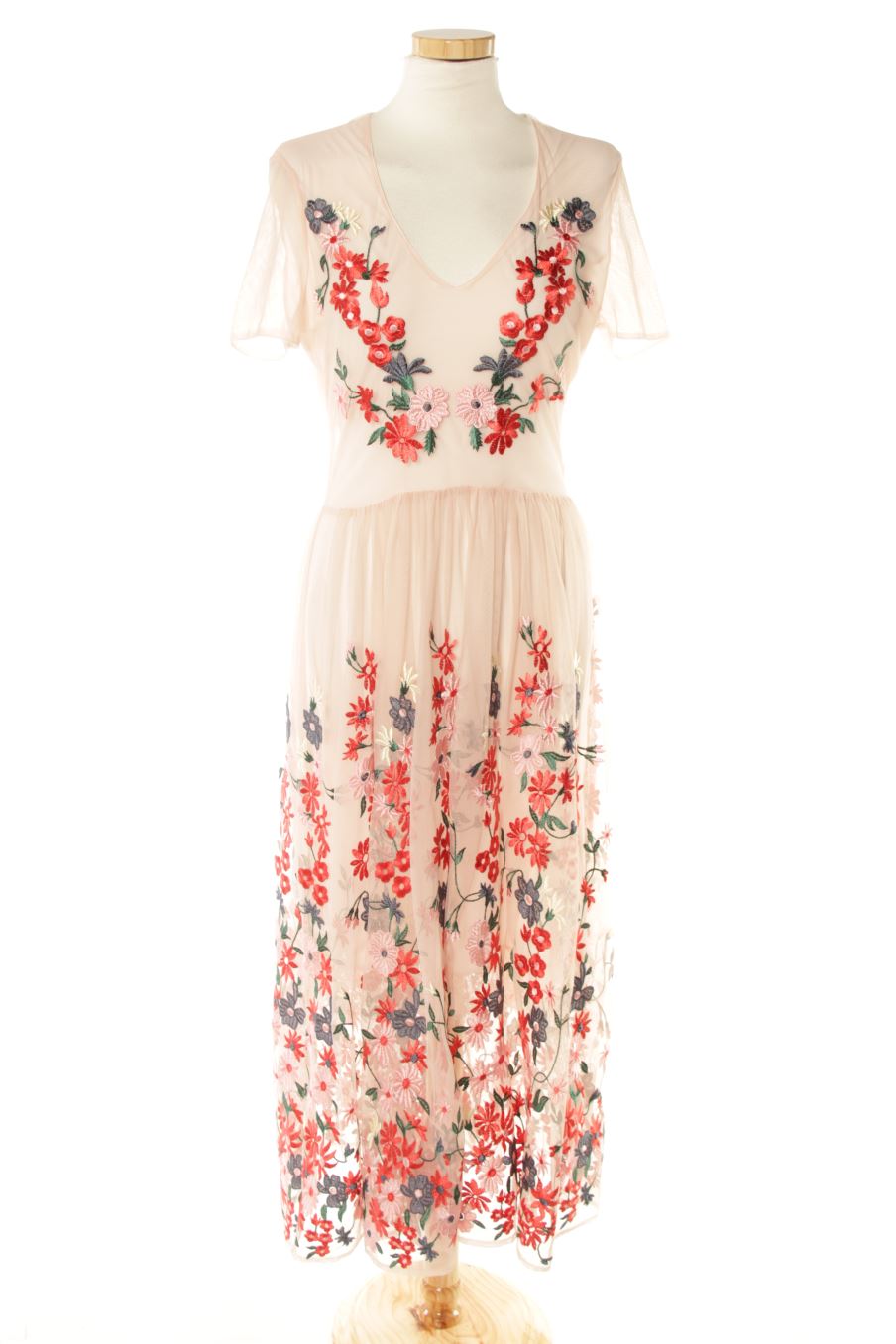 Robe Maje de la taille M, de couleur fleurs