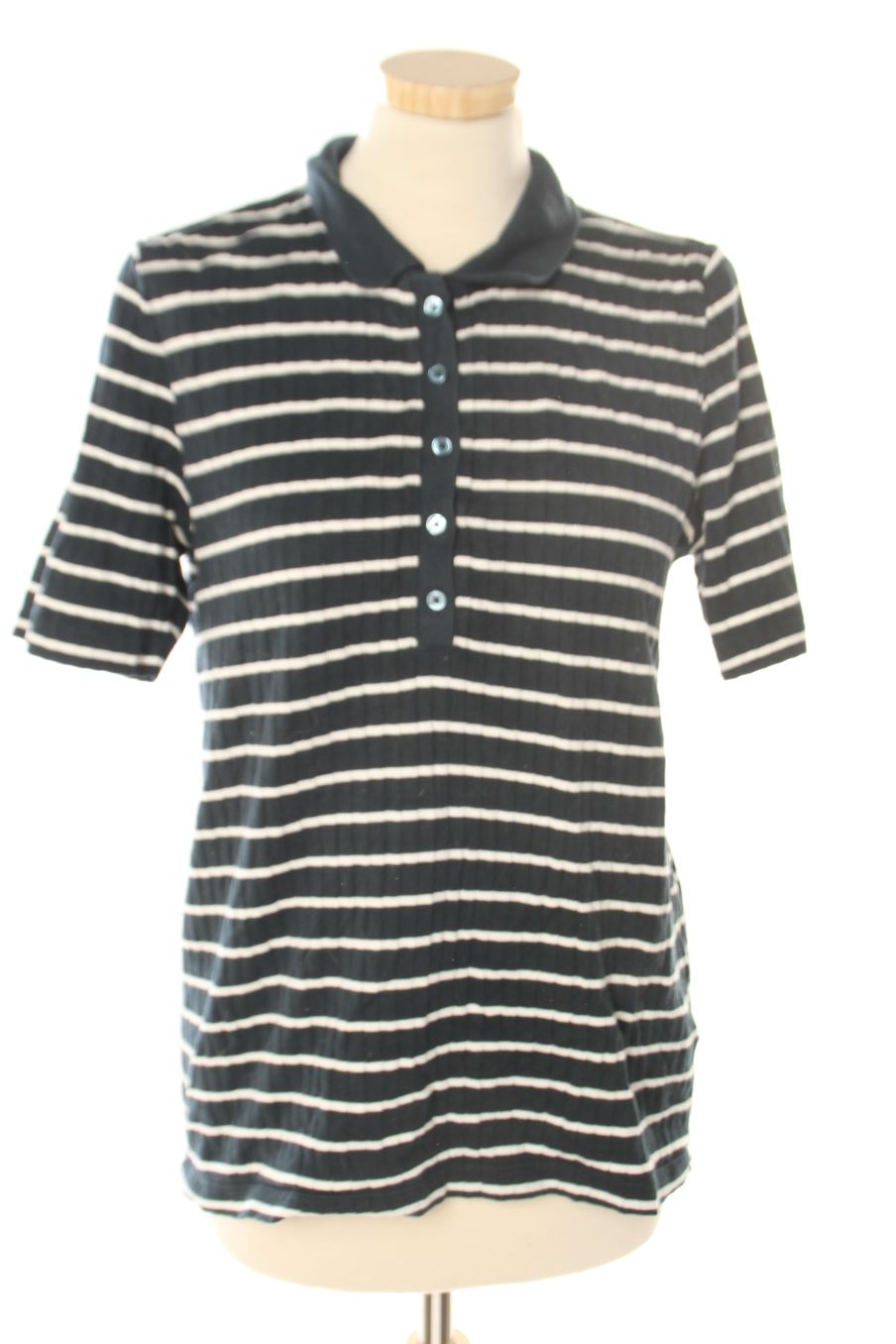 Polo Uniqlo de la taille L, de couleur rayures