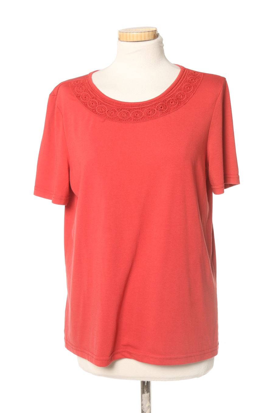 T-shirt Jacqueline De Yong de la taille L, de couleur rouge