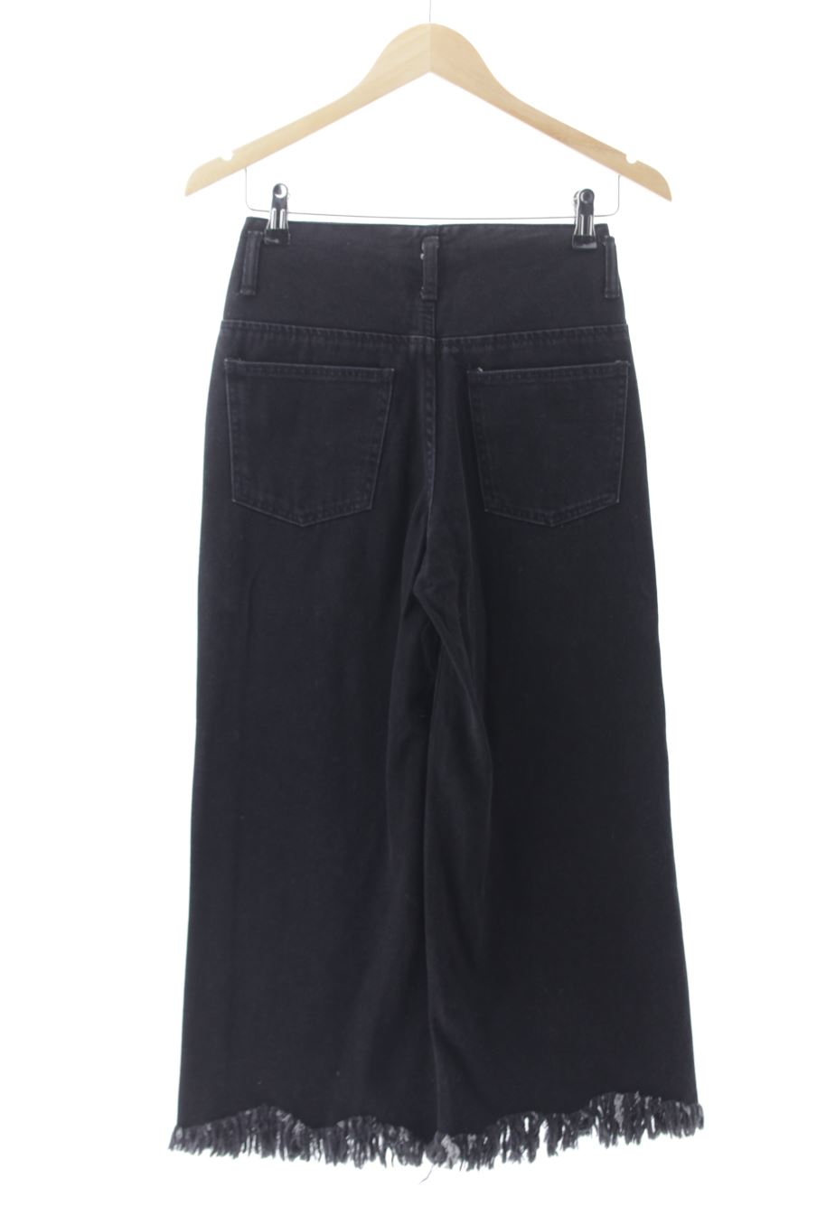 Jeans Zara de la taille 32, de couleur noir de denim