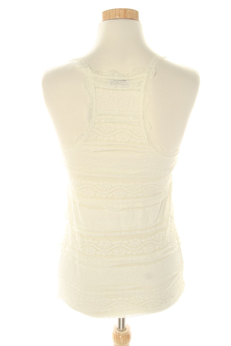 Top de Zara de la talla S, de color blanco