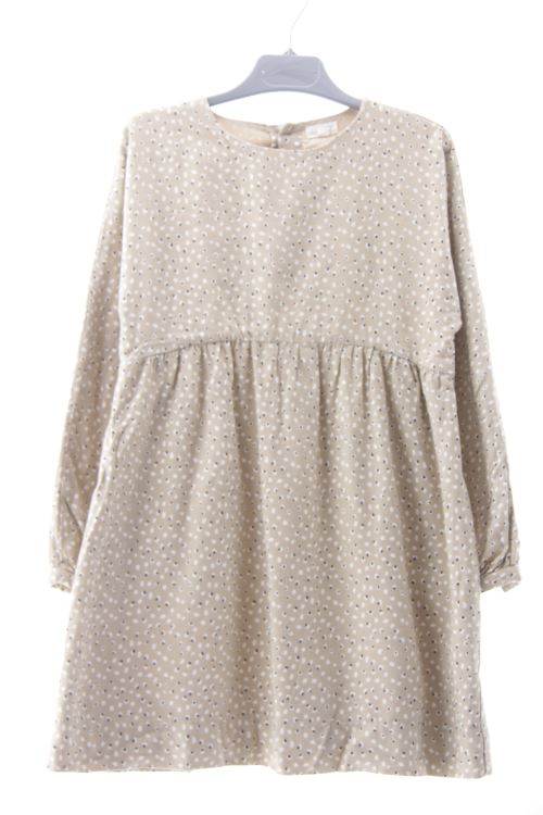 Aufwändiges Kleid