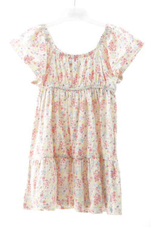 Aufwändiges Kleid