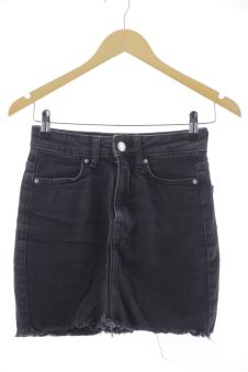 Gonne 32 Bershka, foto 1 di 2
