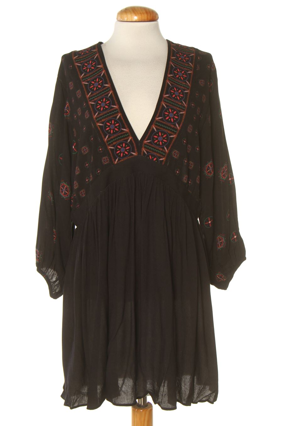 Robe casual Desigual de la taille M, de couleur imprimés