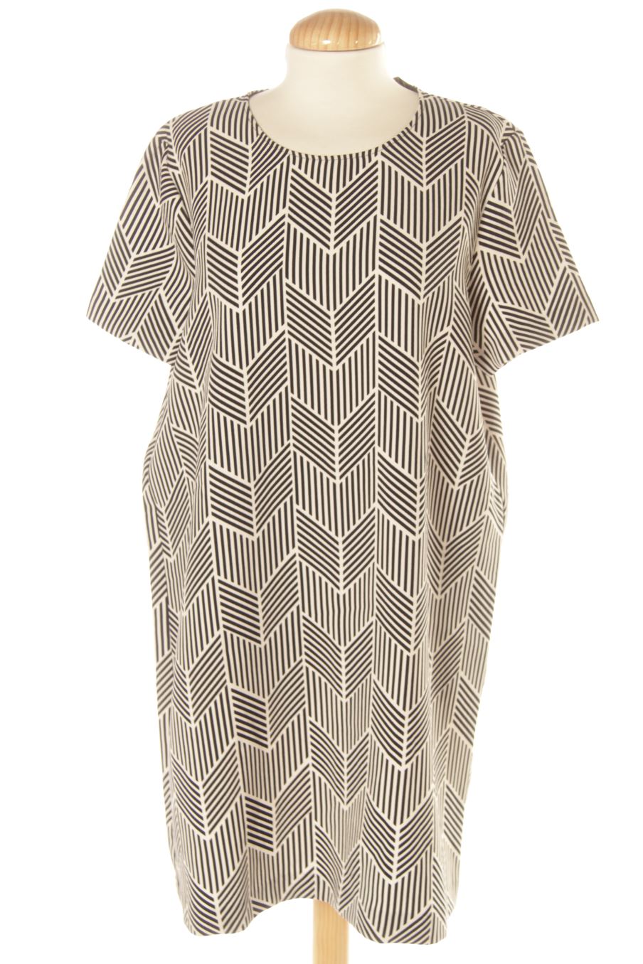 Robe casual Zara de la taille XL, de couleur imprimés