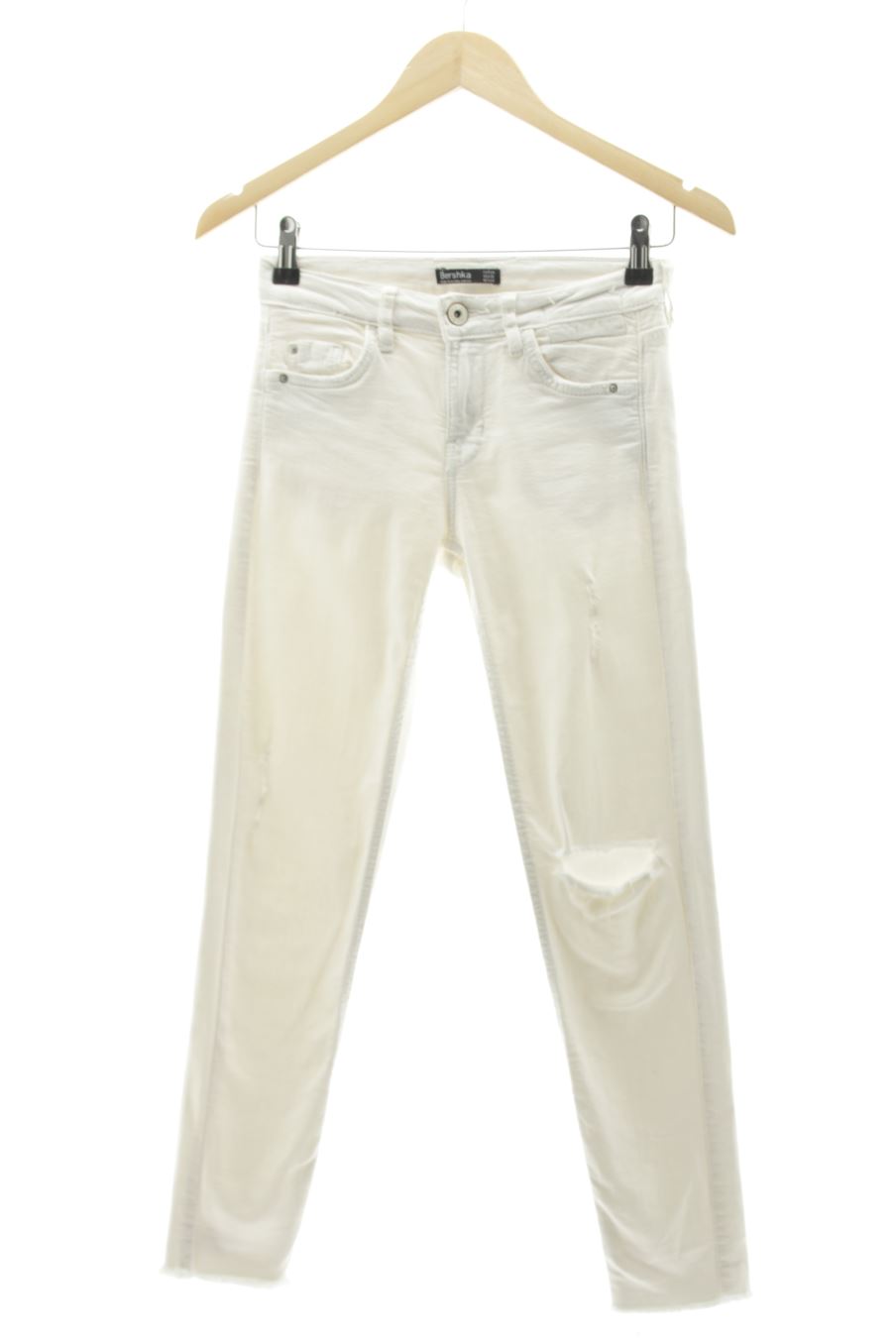 Jeans Bershka de la taille 34, de couleur blanc de denim