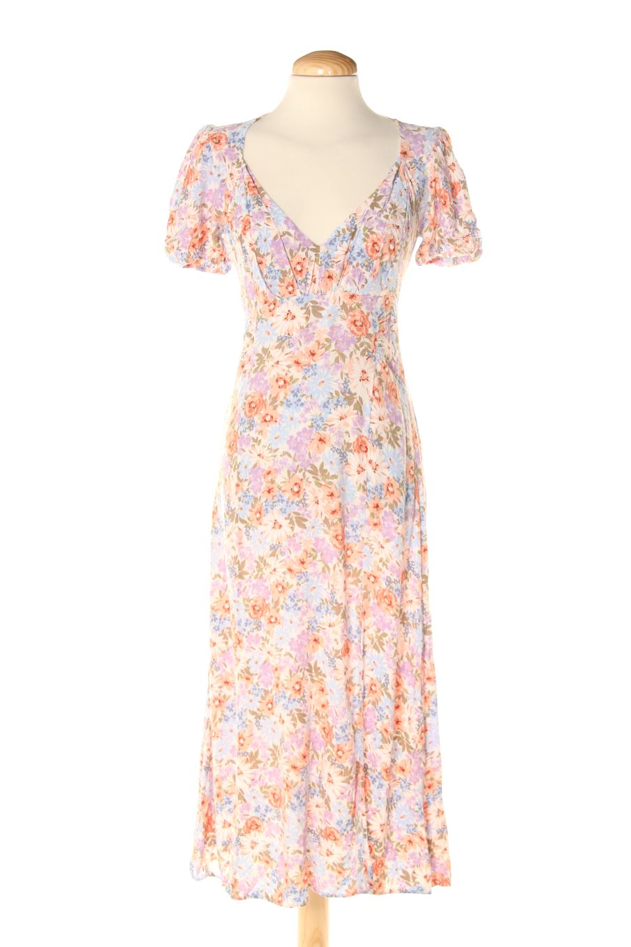 Robe casual Stradivarius de la taille S, de couleur fleurs
