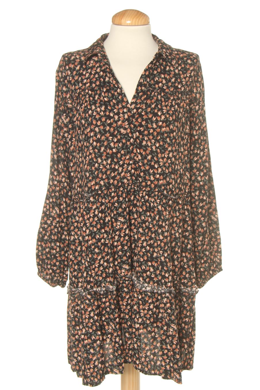 Vestido casual de Pull & Bear de la talla M, de color flores