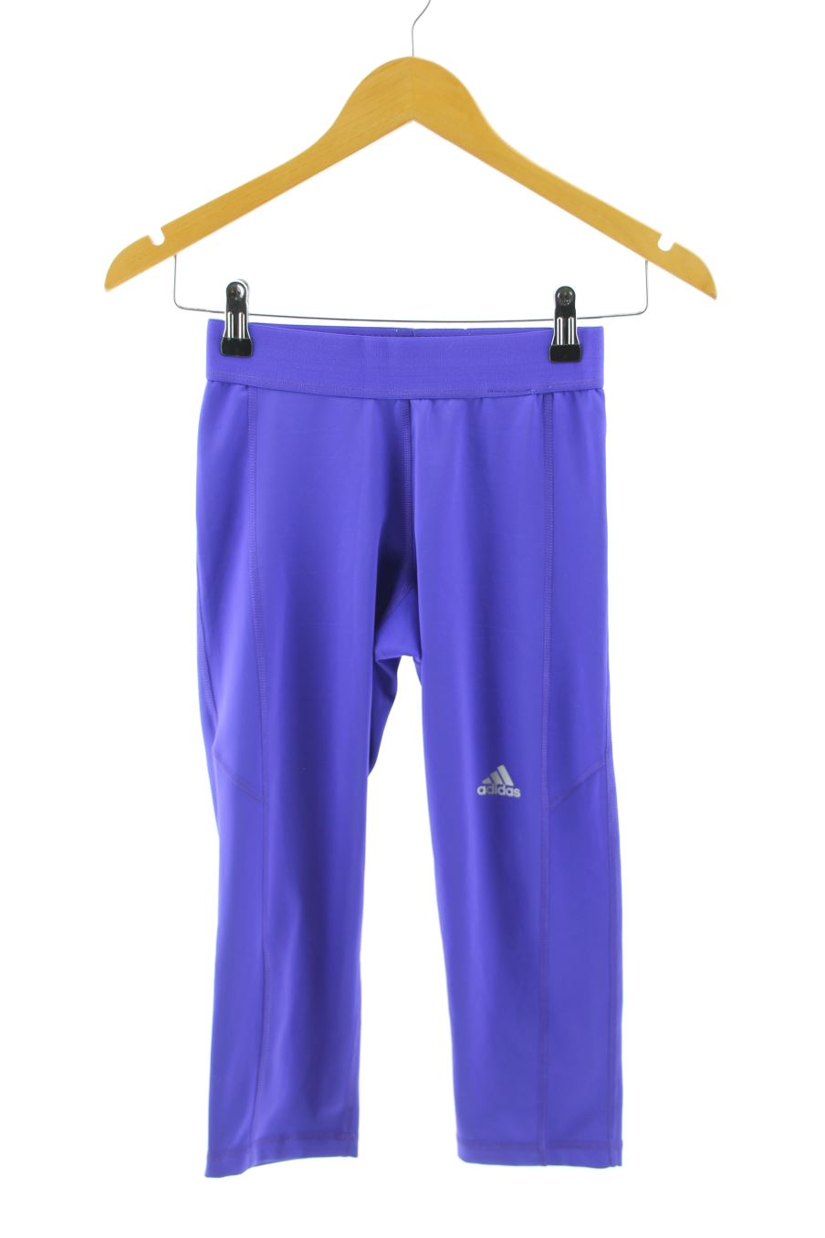 Pantalones cortos de deporte de Adidas de la talla XS, de color morado
