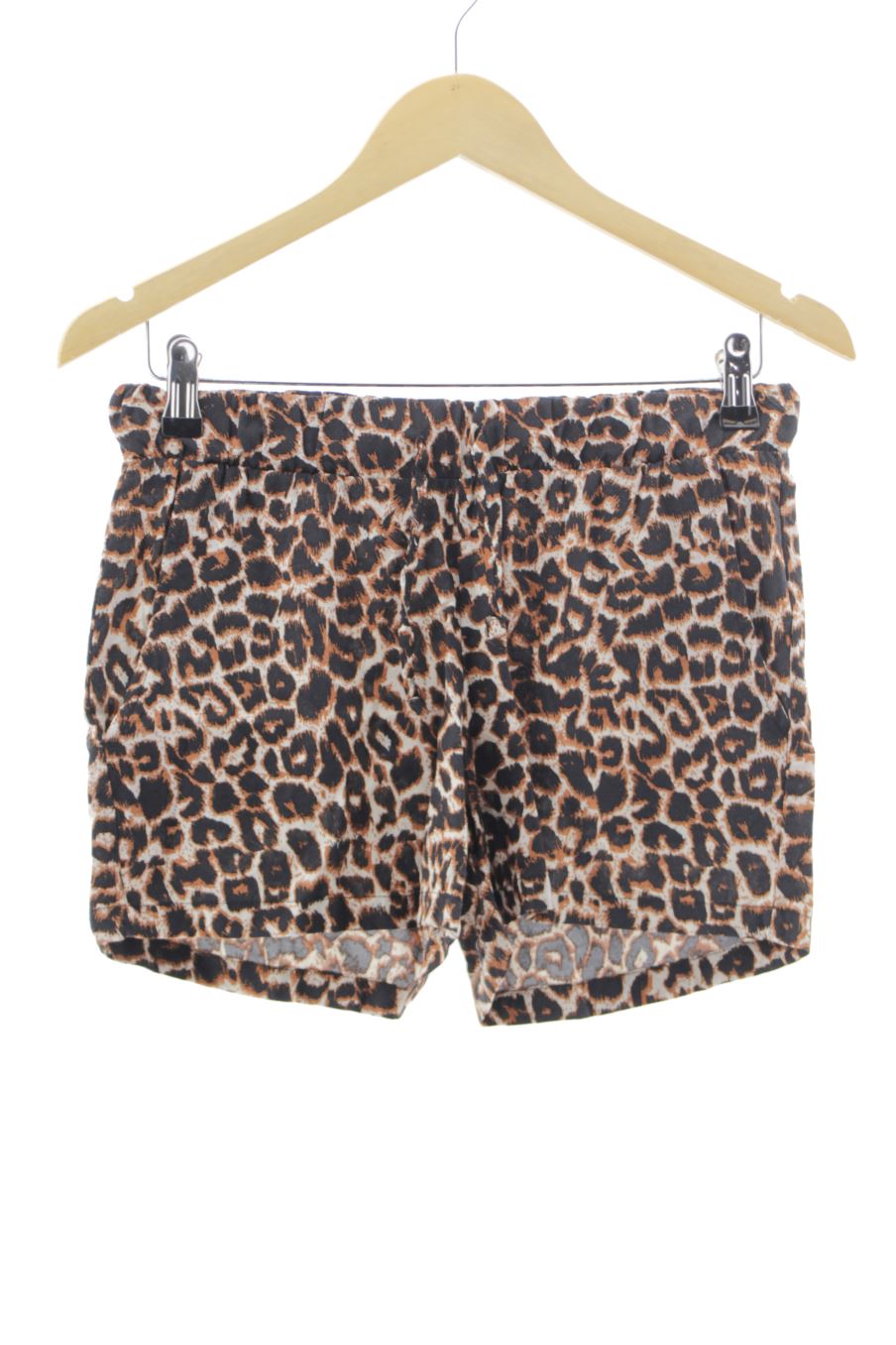 Shorts "Tessentials" de la taille M, de couleur animal print