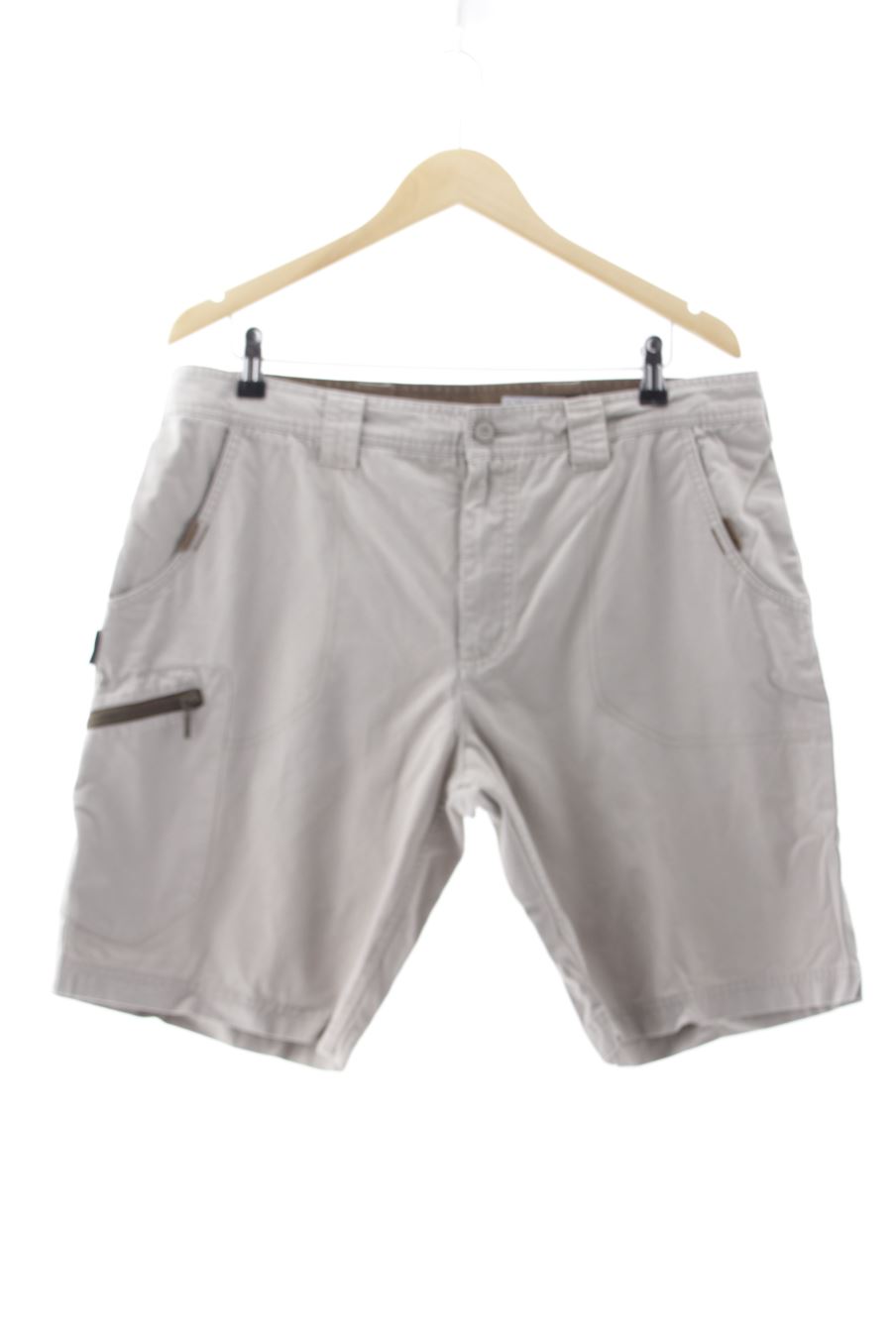 Pantalón corto de Decathlon de la talla 46