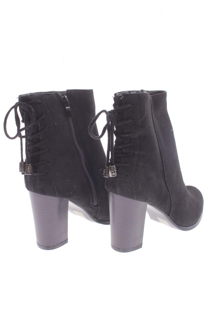 Botines de Ideal Shoes de la talla 38, de color negro de