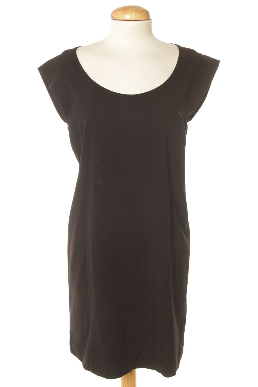 Robe casual Benetton de la taille M, de couleur noir