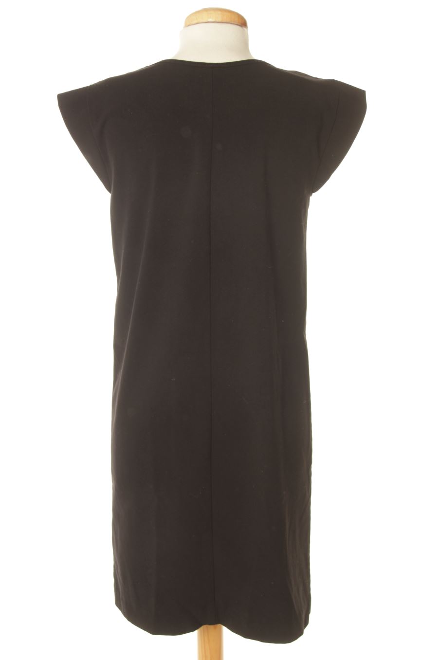 Robe casual Benetton de la taille M, de couleur noir