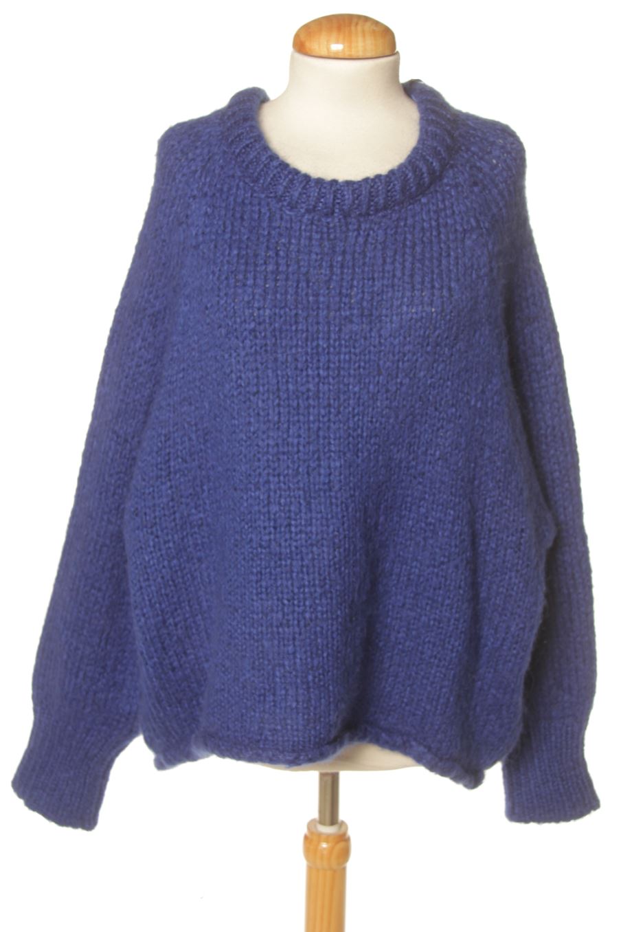 Pull Zara de la taille M, de couleur bleu