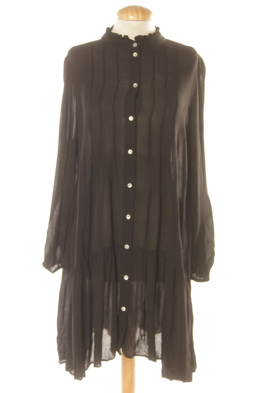 Robe casual Mango de la taille L, de couleur noir