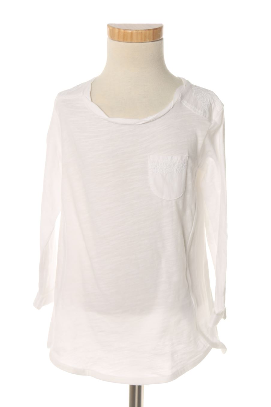 T-shirt manches longues Zara de la taille 5 ans avec une étiquette
