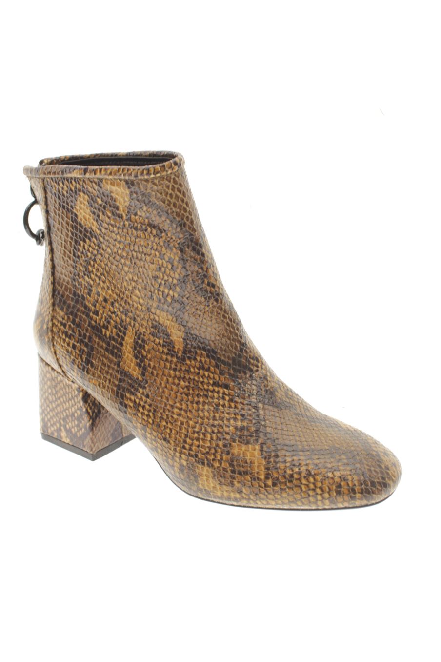 Botines de Bershka de la talla 37, de color animal print de